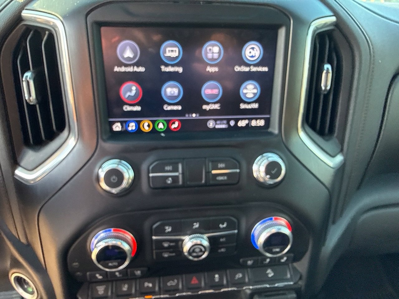 Used 2023 GMC Sierra 2500 AT4 w/ AT4 Premium Plus Package AWD/4WD image 24