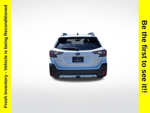 Used 2022 Subaru Outback Limited XT AWD/4WD image 4