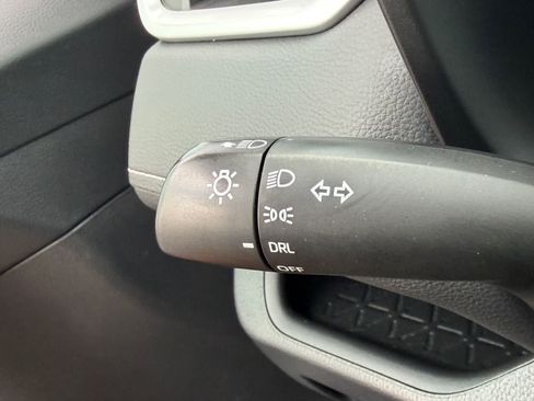 Used 2020 Toyota RAV4 LE w/ Carpet Mat Package FWD image 20