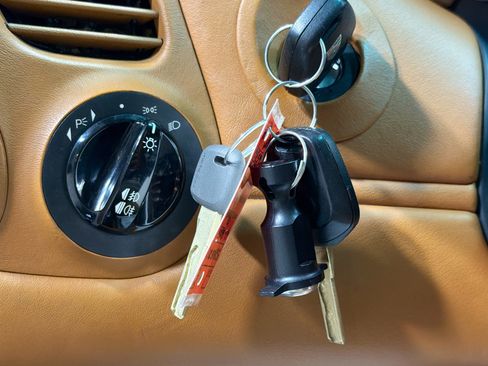 Used 2000 Porsche 911 Carrera image 27