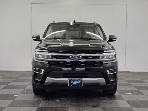 Certified 2024 Ford Expedition Limited image 3