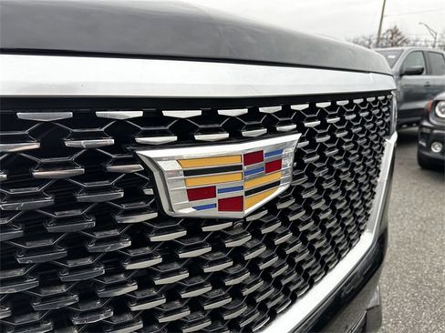 Used 2023 Cadillac Escalade Premium Luxury image 10