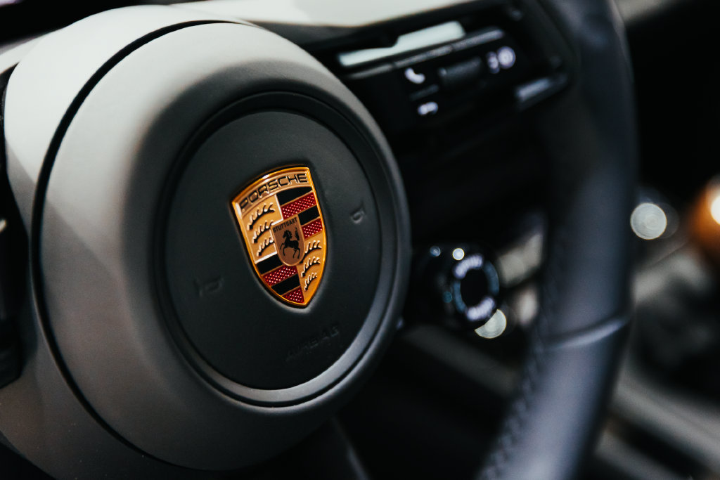 Used 2026 Porsche 911 Carrera T RWD image 33