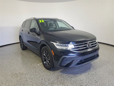 Used 2022 Volkswagen Tiguan SE image 30