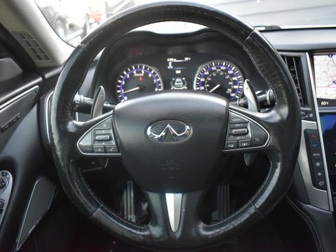 Used 2017 INFINITI Q50 Red Sport 400 AWD/4WD image 13