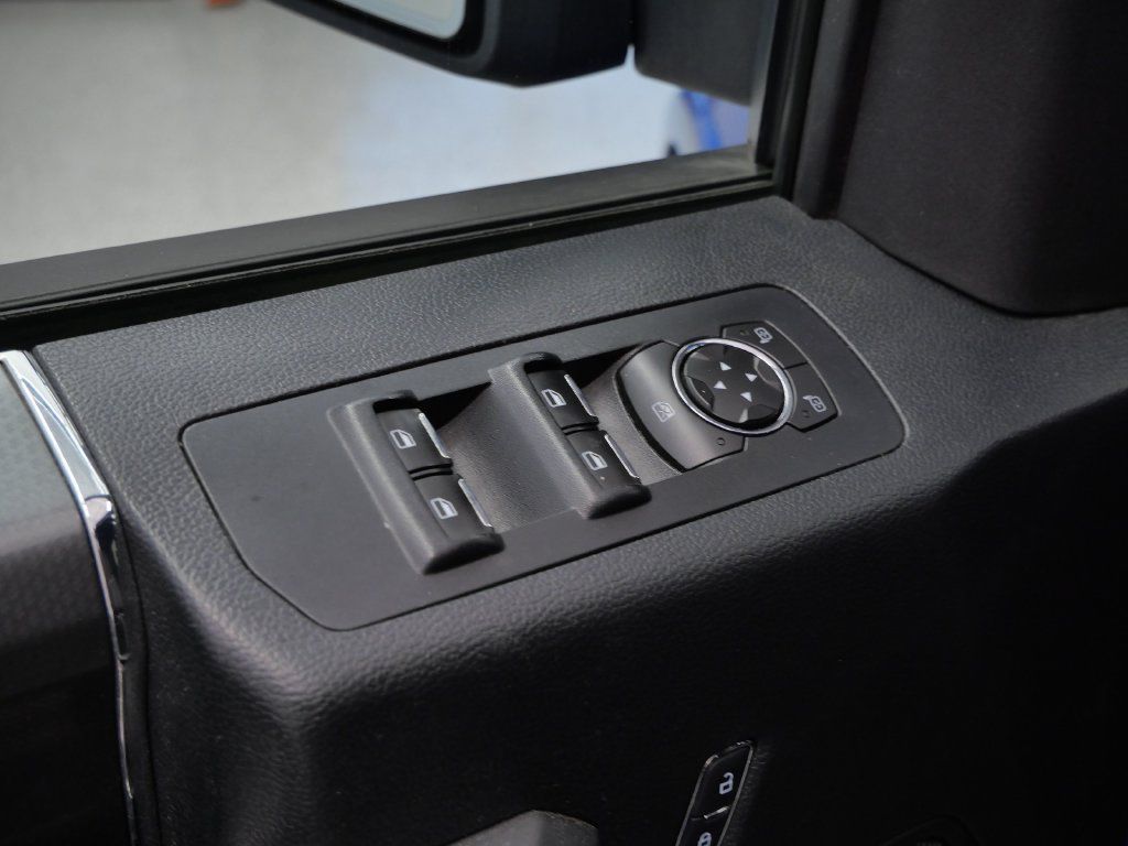Used 2015 Ford F150 XLT w/ Equipment Group 302A Luxury AWD/4WD image 18