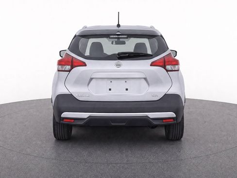 Used 2019 Nissan Kicks SR FWD image 7
