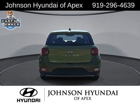 Used 2021 Hyundai Venue SE image 11