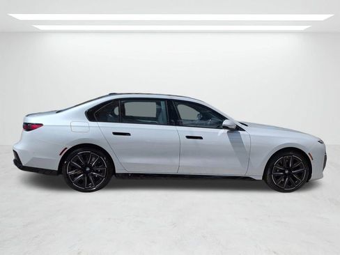 New 2026 BMW 760i xDrive AWD/4WD image 3