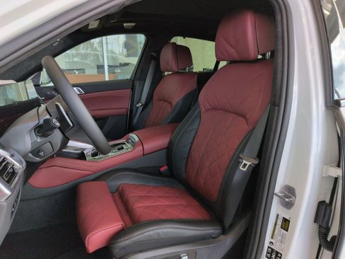 Used 2026 BMW X6 M60i w/ Dynamic Handling Package image 16