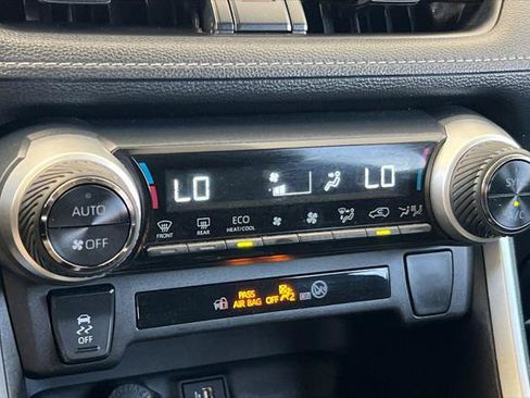Certified 2024 Toyota RAV4 LE AWD/4WD image 22