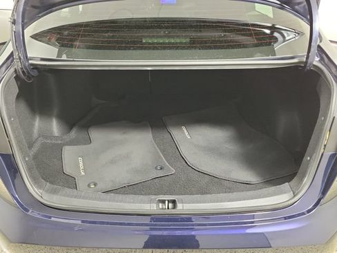 Used 2024 Toyota Corolla LE FWD image 10