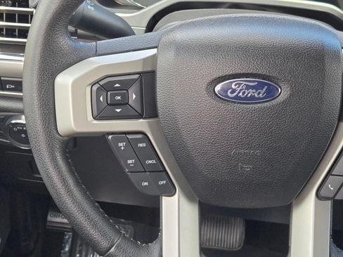 Used 2015 Ford F150 Lariat w/ Equipment Group 501A Mid RWD image 17