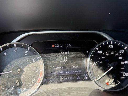 Used 2023 Nissan Frontier SV AWD/4WD image 26