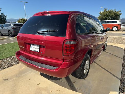 Used 2003 Dodge Grand Caravan Sport image 4