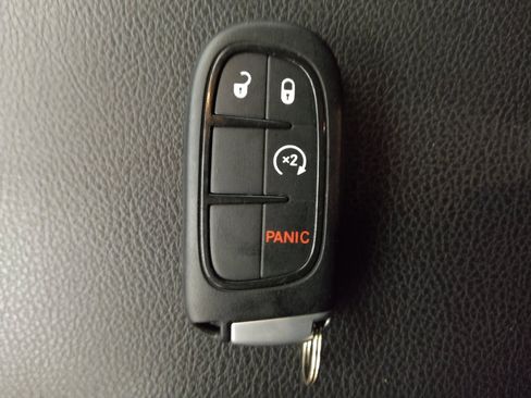 Used 2014 RAM 1500 Sport image 32