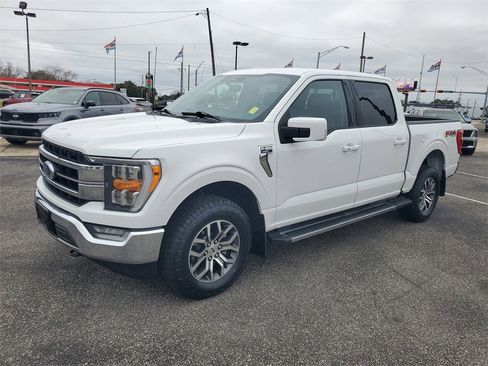 Used 2021 Ford F150 Lariat w/ Equipment Group 501A Mid image 2