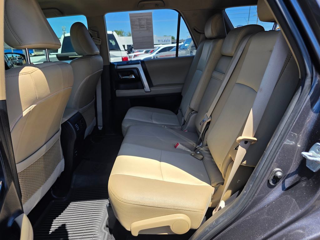Used 2019 Toyota 4Runner SR5 Premium AWD/4WD image 9