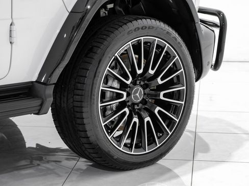 Used 2025 Mercedes-Benz G 63 AMG 4MATIC image 55