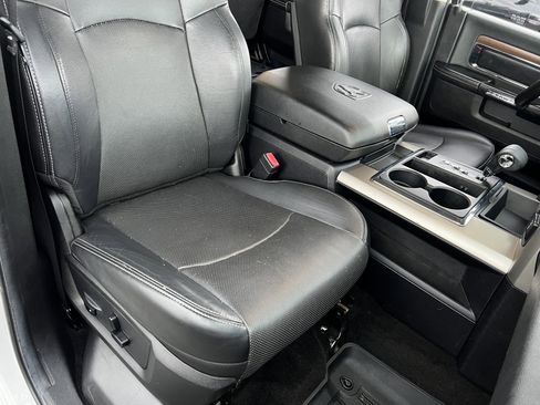 Used 2013 RAM 1500 Laramie w/ Convenience Group image 22