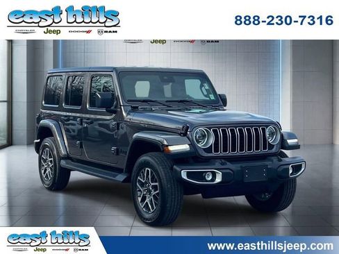 Used 2025 Jeep Wrangler Unlimited Sahara w/ Safety Group AWD/4WD image 1