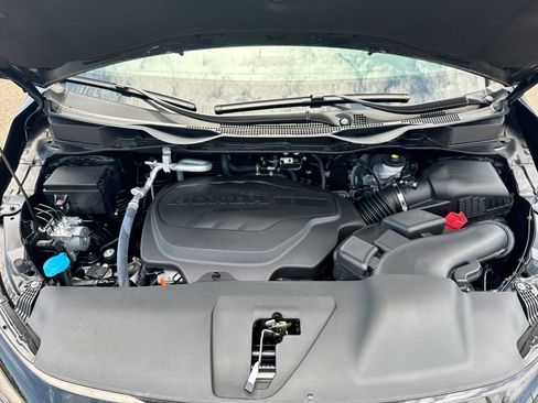 Certified 2026 Honda Odyssey Touring image 18