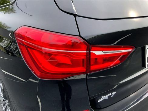 Used 2021 BMW X1 xDrive28i w/ M Sport Package AWD/4WD image 27
