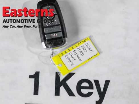 Used 2022 Ford Explorer XLT w/ Equipment Group 202A image 24