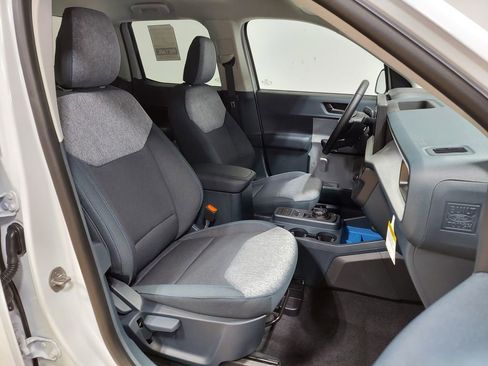 New 2025 Ford Maverick XLT w/ XLT Luxury Package FWD image 14