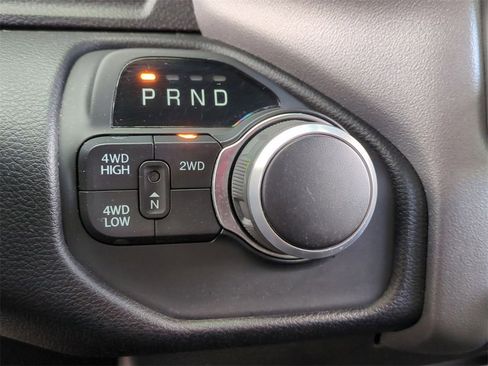 Used 2024 RAM 2500 Big Horn w/ Bed Utility Group image 18