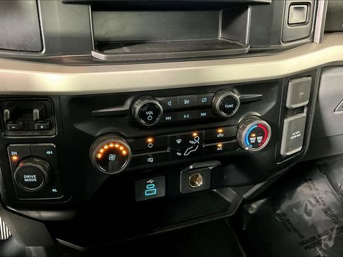 Used 2024 Ford F250 XLT image 32