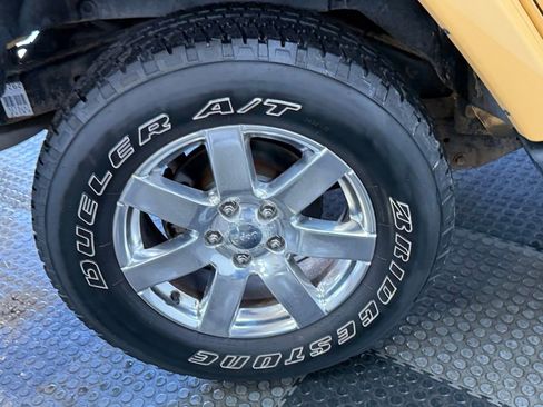 Used 2013 Jeep Wrangler Unlimited Sahara w/ Connectivity Group AWD/4WD image 13