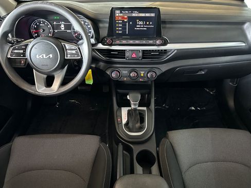 Used 2022 Kia Forte LXS image 10