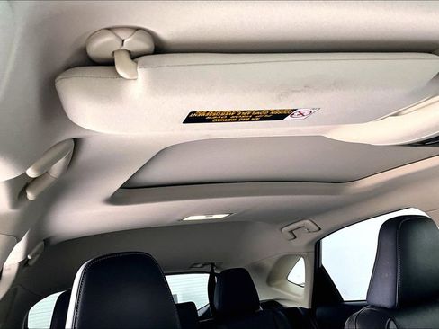 Used 2016 Lexus NX 300h AWD w/ Luxury Package image 23