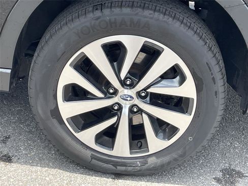 Certified 2022 Subaru Outback Premium AWD/4WD image 11