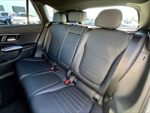 Used 2026 Mercedes-Benz GLC 300 4MATIC image 10