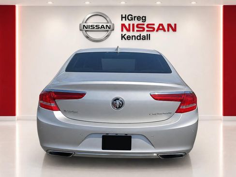 Used 2017 Buick LaCrosse Essence FWD image 6