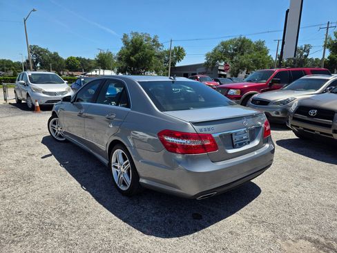 Used 2013 Mercedes-Benz E 350 4MATIC Sedan image 5