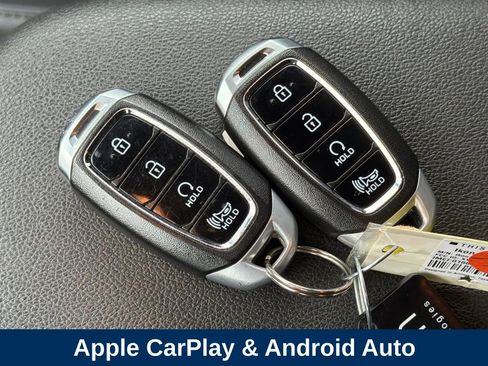 Used 2023 Hyundai Kona Limited image 18