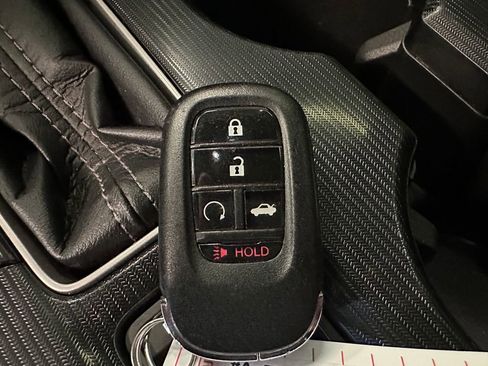 Used 2023 Honda Civic Sport image 17