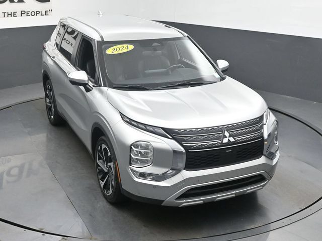 Used 2024 Mitsubishi Outlander SE FWD image 53