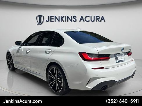 Used 2022 BMW 330e w/ M Sport Package RWD image 5
