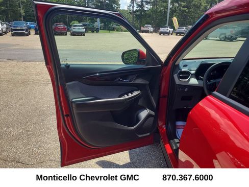 Used 2026 Chevrolet TrailBlazer LT FWD image 11