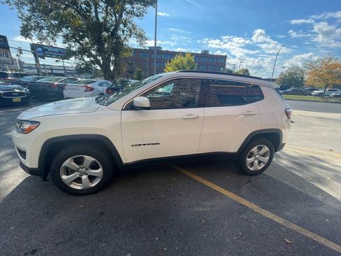 Used 2019 Jeep Compass Latitude w/ Cold Weather Group image 7