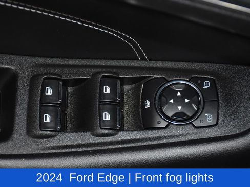 Used 2024 Ford Edge Titanium image 22