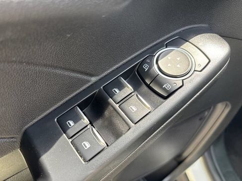 Used 2024 Ford Escape ST-Line w/ Equipment Group 301A FWD image 17