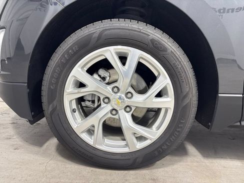 Used 2021 Chevrolet Equinox Premier AWD/4WD image 18