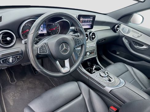 Used 2018 Mercedes-Benz C 300 Sedan image 7