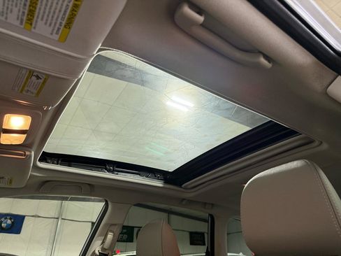 Used 2017 Subaru Forester 2.5i Limited image 25