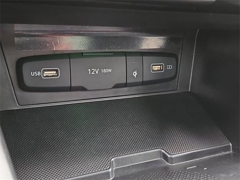 Used 2024 Hyundai Tucson Limited image 25